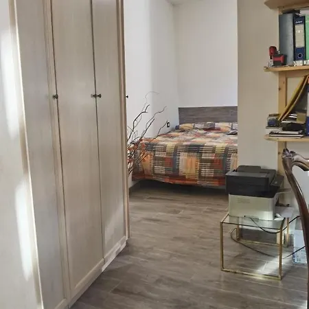 Appartamento Meina, 2 Camere, 2 Bagni, Giardinetto