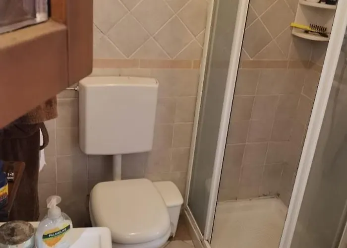 Meina, 2 Camere, 2 Bagni, Giardinetto