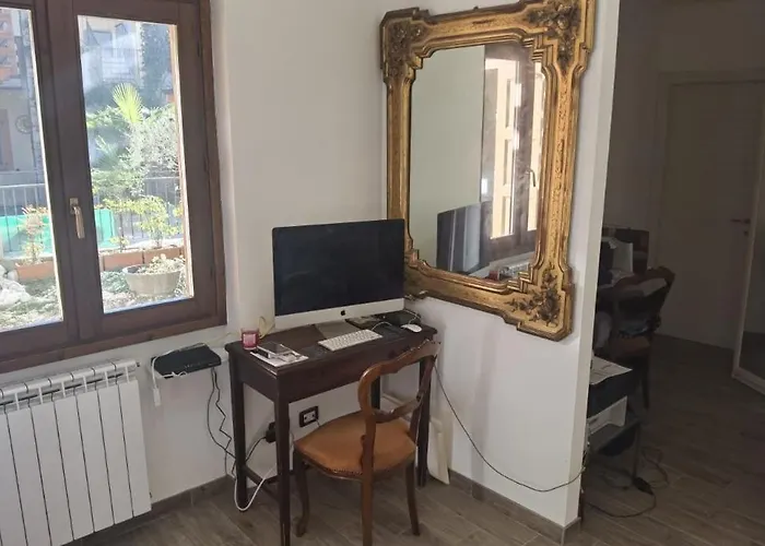 Meina, 2 Camere, 2 Bagni, Giardinetto * Meina